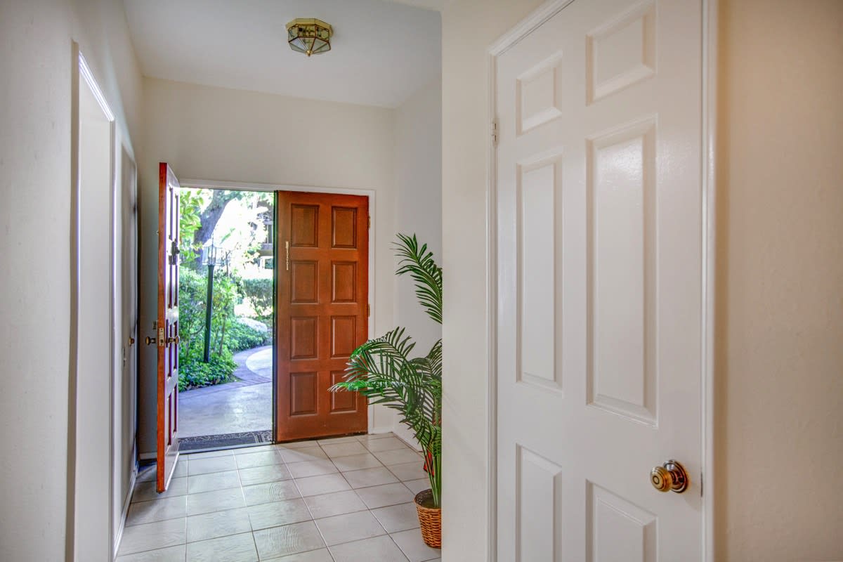 13214 Moorpark St 108 Sherman Oaks, CA