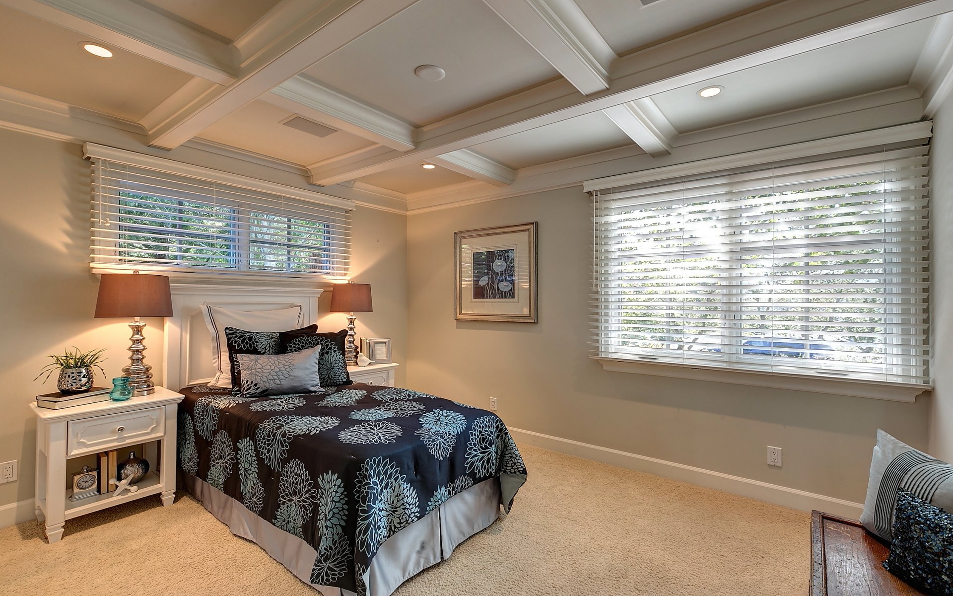 6 Abbott Ct