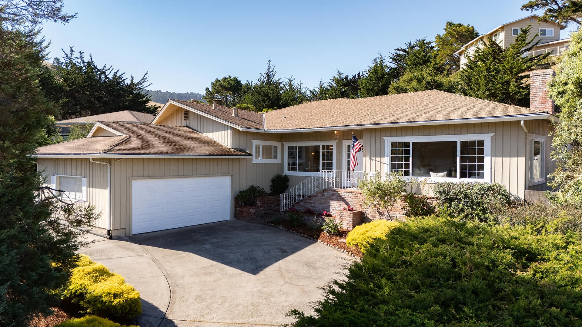 Carmel Meadows Living