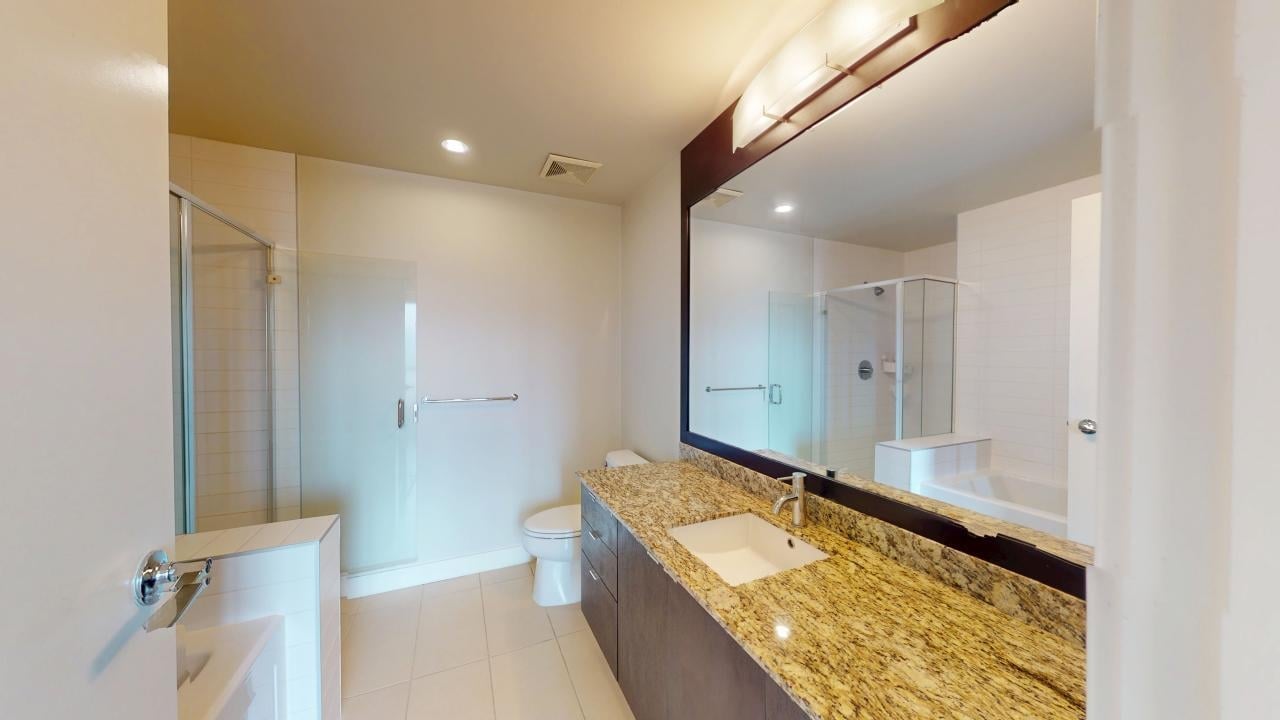 2903-7088 18th Ave