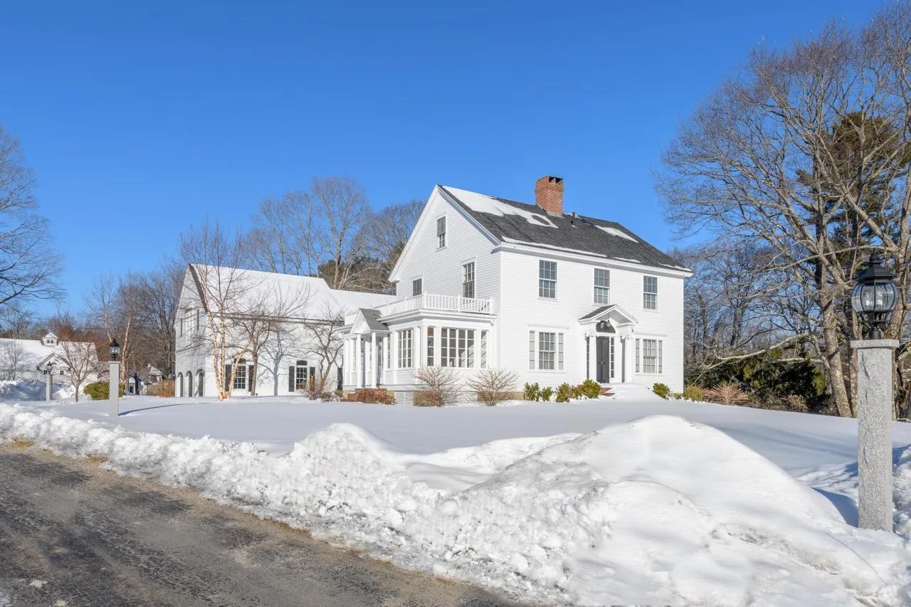 Home for Sale – 74 Foreside Road, Cumberland Maine