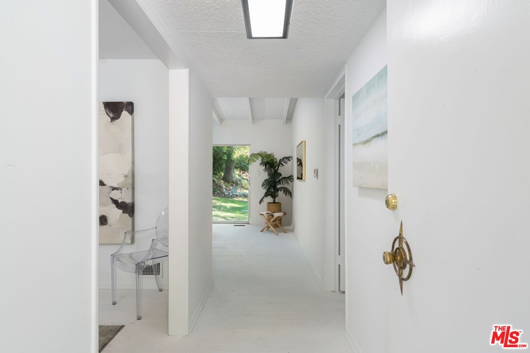2951 La Castana Dr