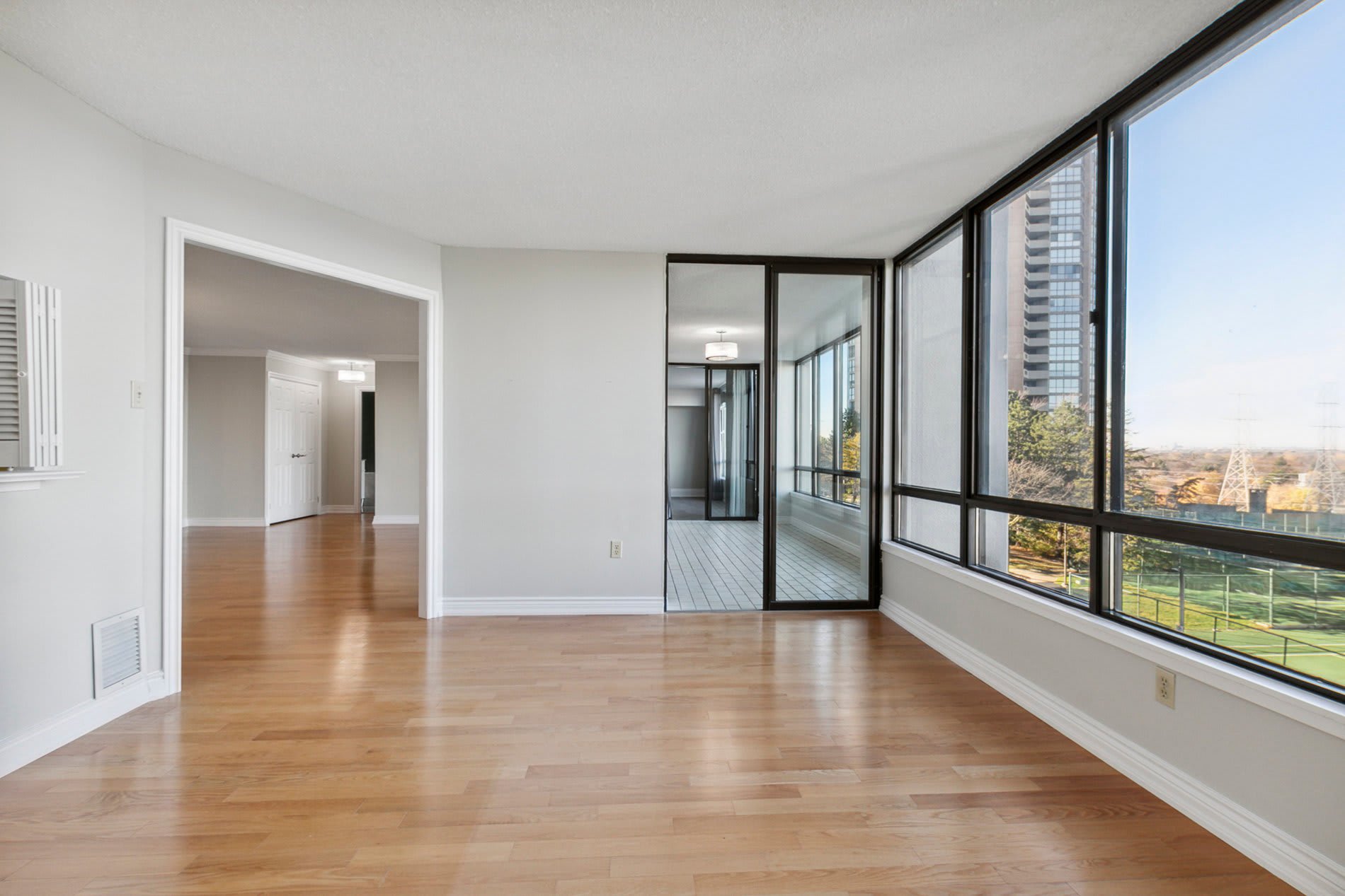 65 Skymark Drive 301