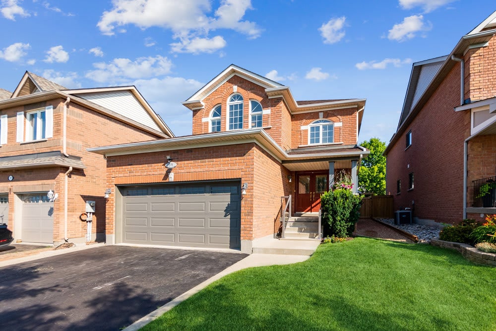 39 Berton Blvd