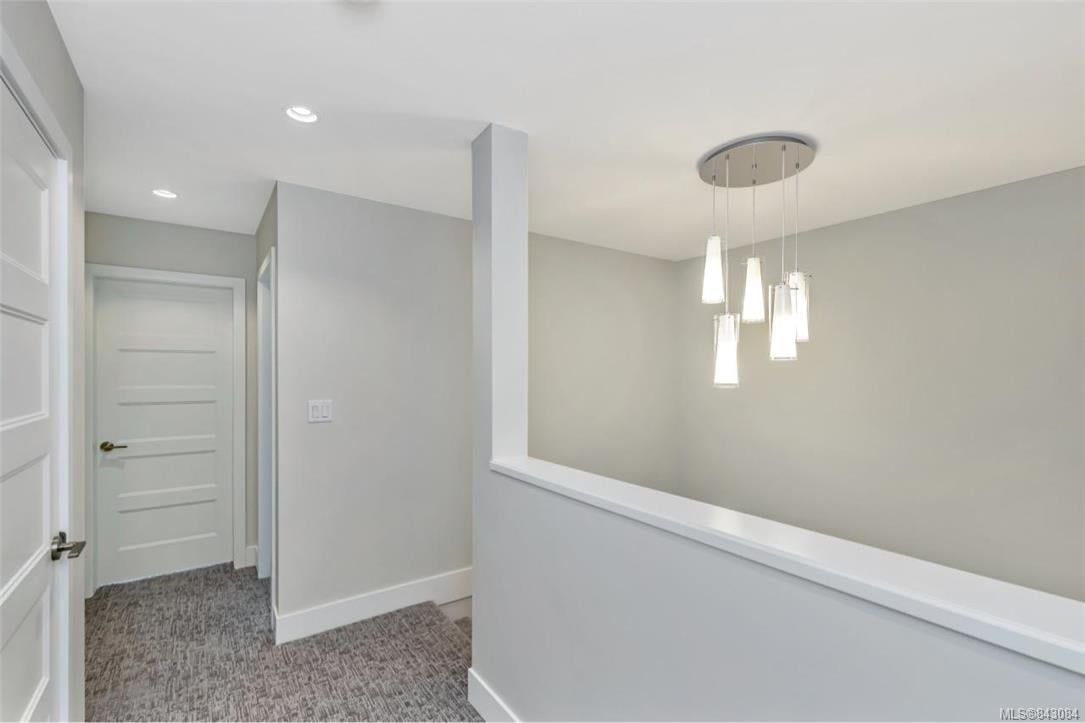 925 Echo Valley Pl, Langford