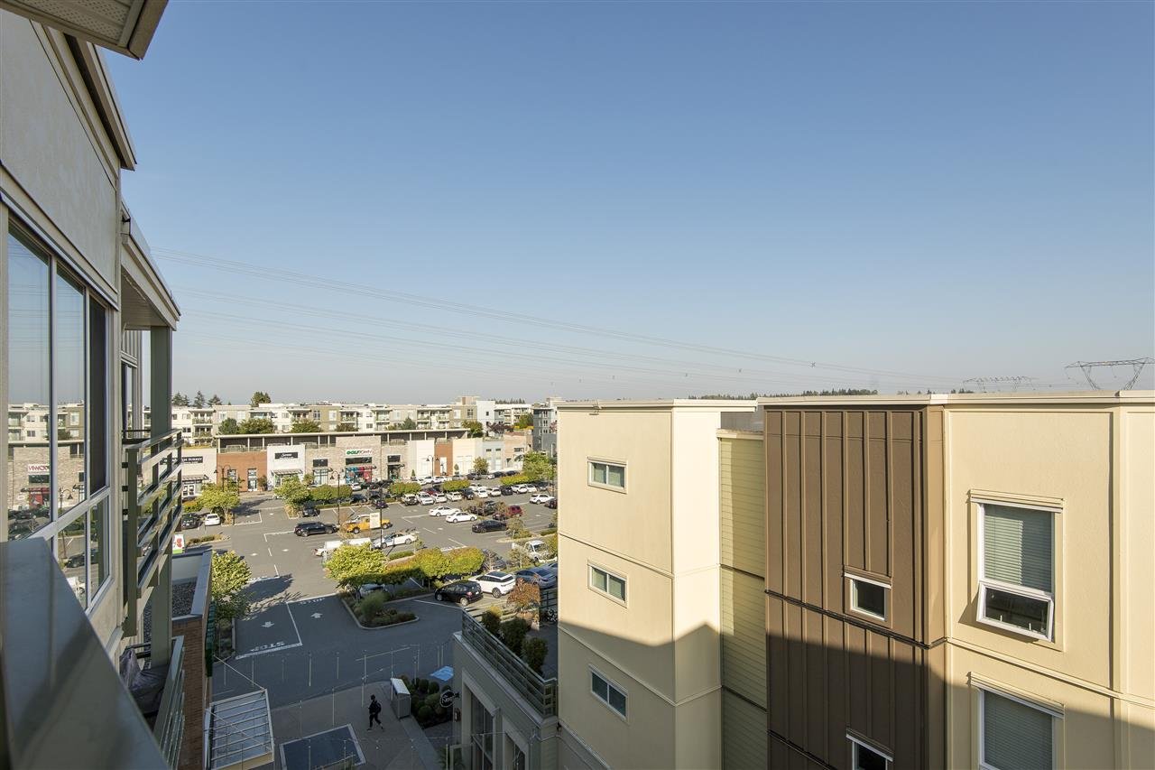 417-15745 Croydon Dr