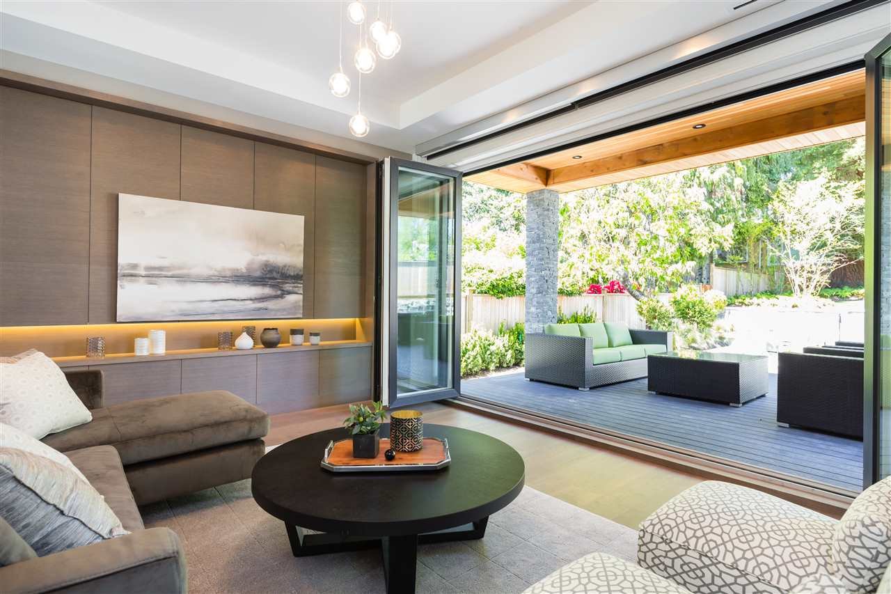 2015 W 53rd Ave