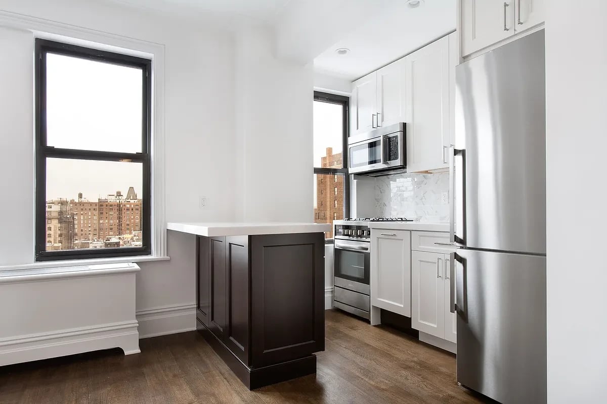 41 W 72nd St., #14G