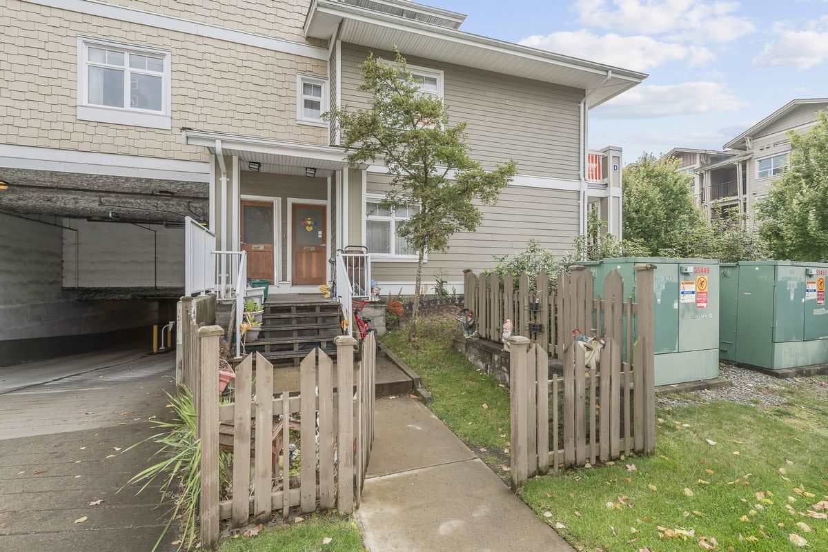168-7388 Macpherson Ave