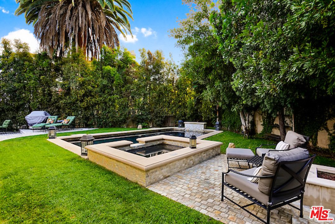 Garden Radiant