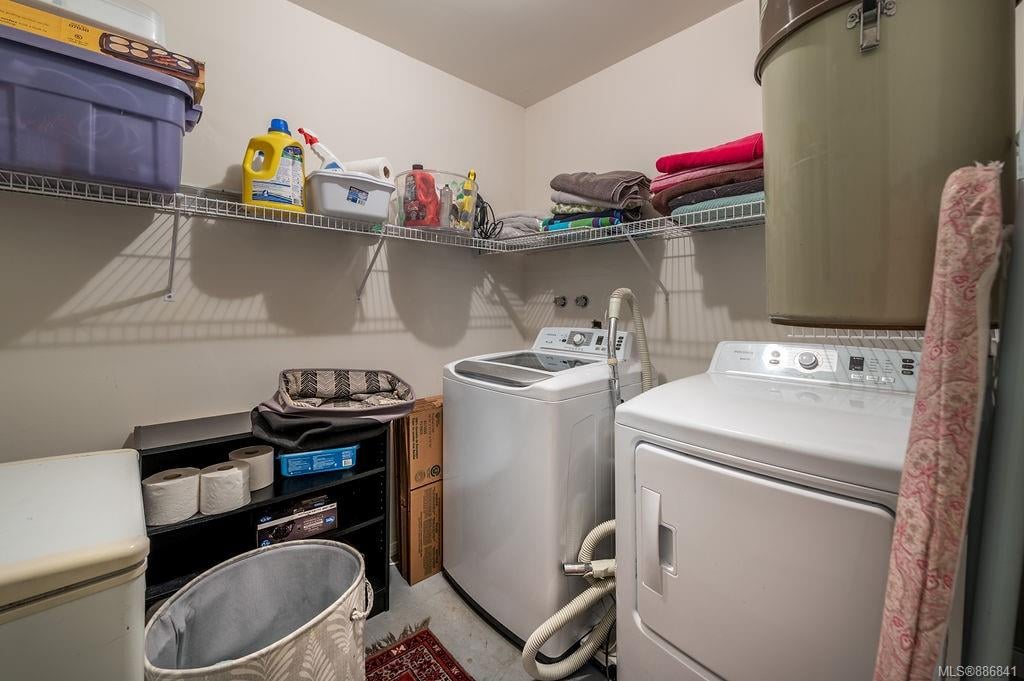 7-4540 W Saanich Rd