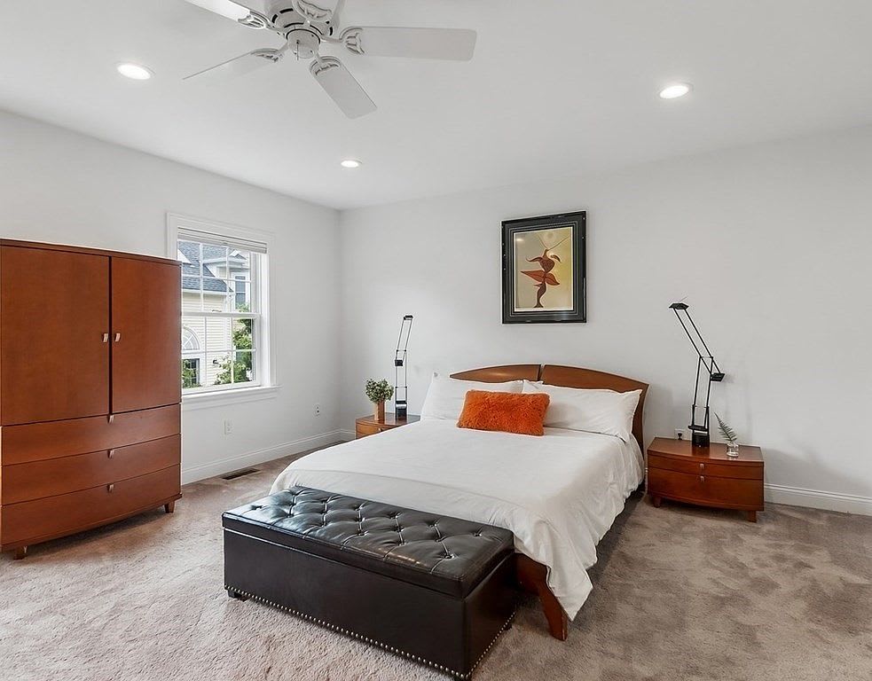 1 Sarah Jane Court