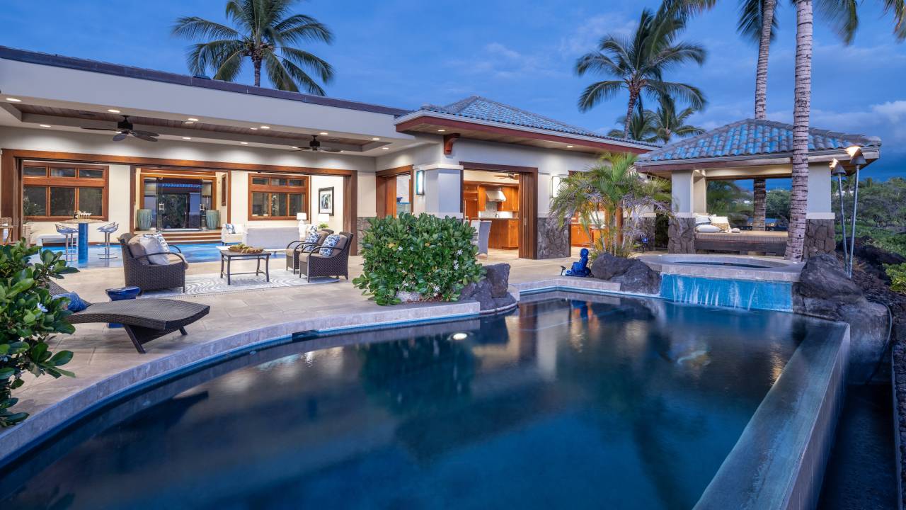 Blue Wave at Kolea: An Oceanfront Gem in the Prestigious Waikoloa Resort