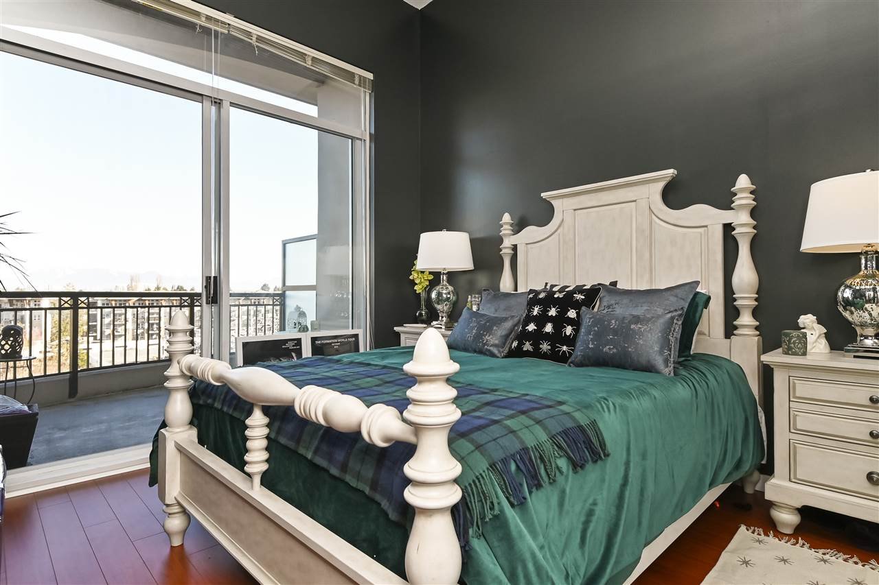 403-8480 Granville Ave