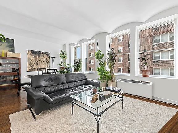 9 Barrow Street Unit: 5BC