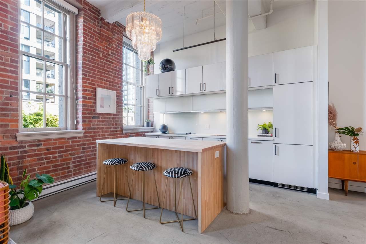 207-546 Beatty St