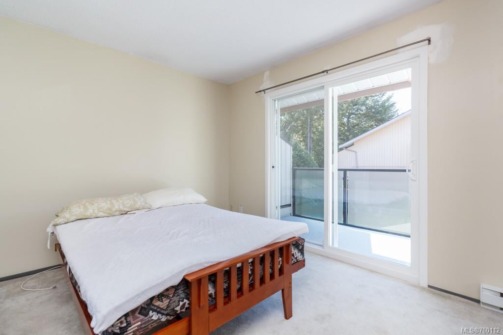 15-3230 Rutledge St, Saanich