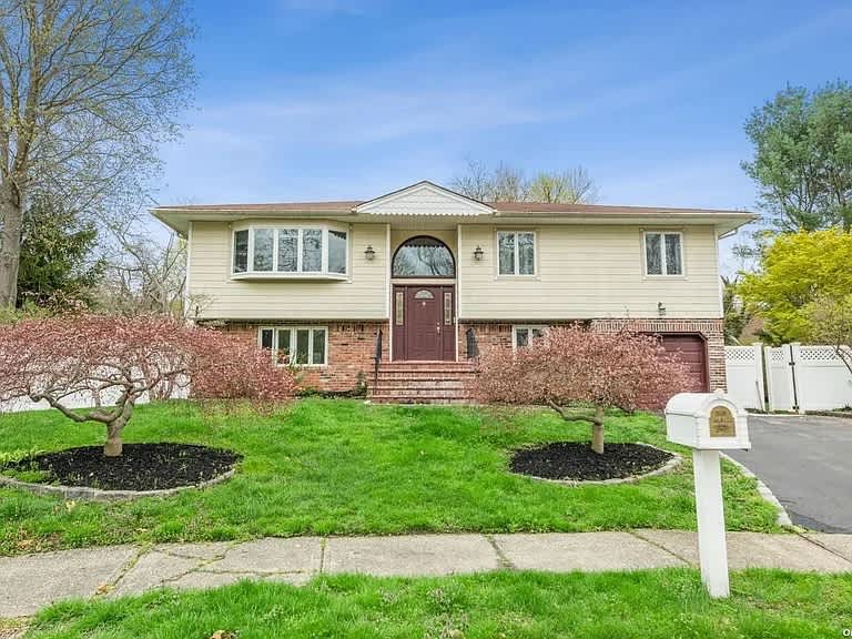 6 Glendon Ct