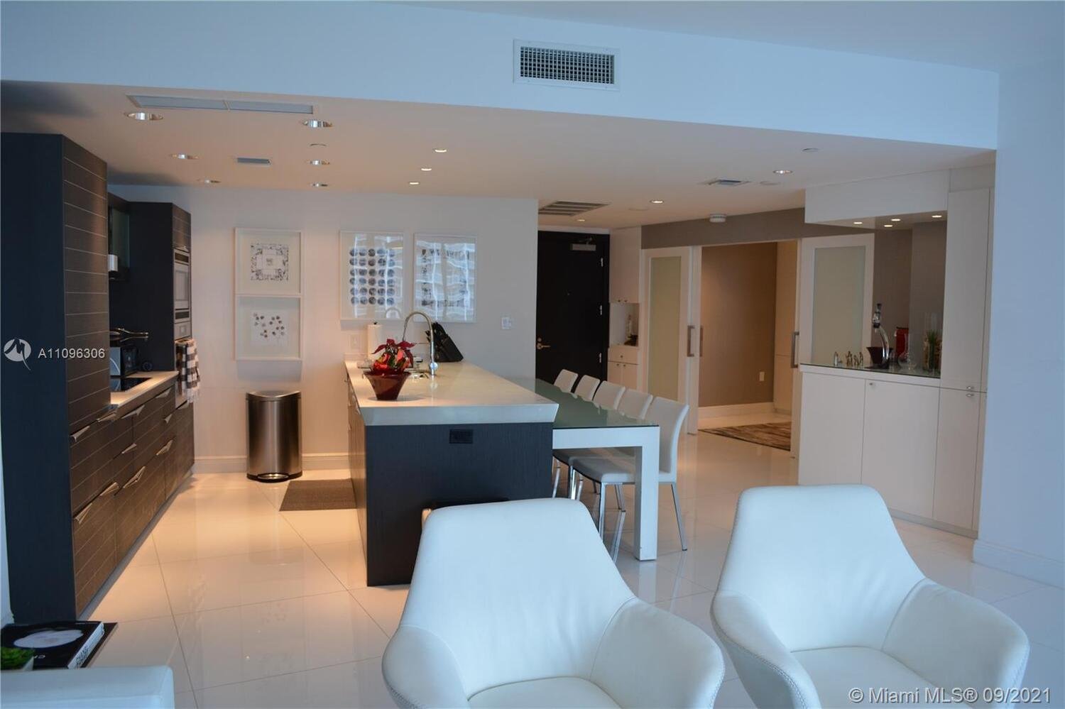 200 Biscayne Blvd Way, #3308  