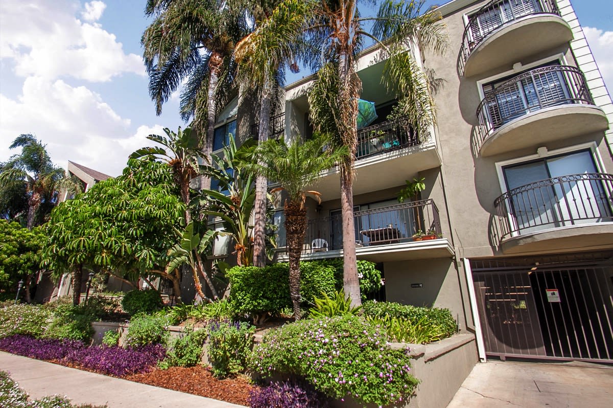 4528 Colbath Ave 102 Sherman Oaks, CA