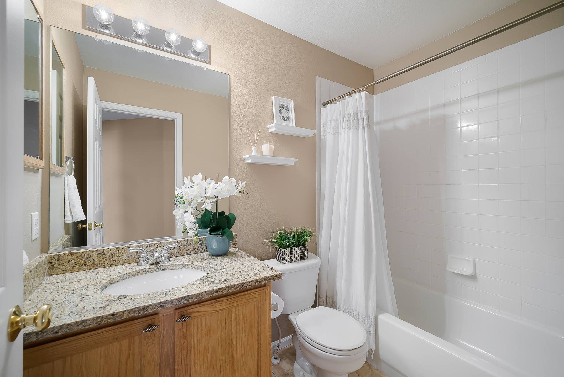 1248 Briarhollow Lane