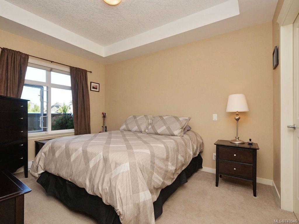 210-2220 SOOKE Rd, Colwood