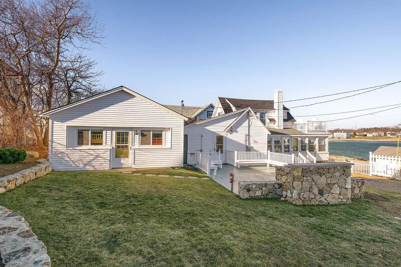 Home for Sale – 25 Ocean Ave Extension, York, ME – $1,100,000