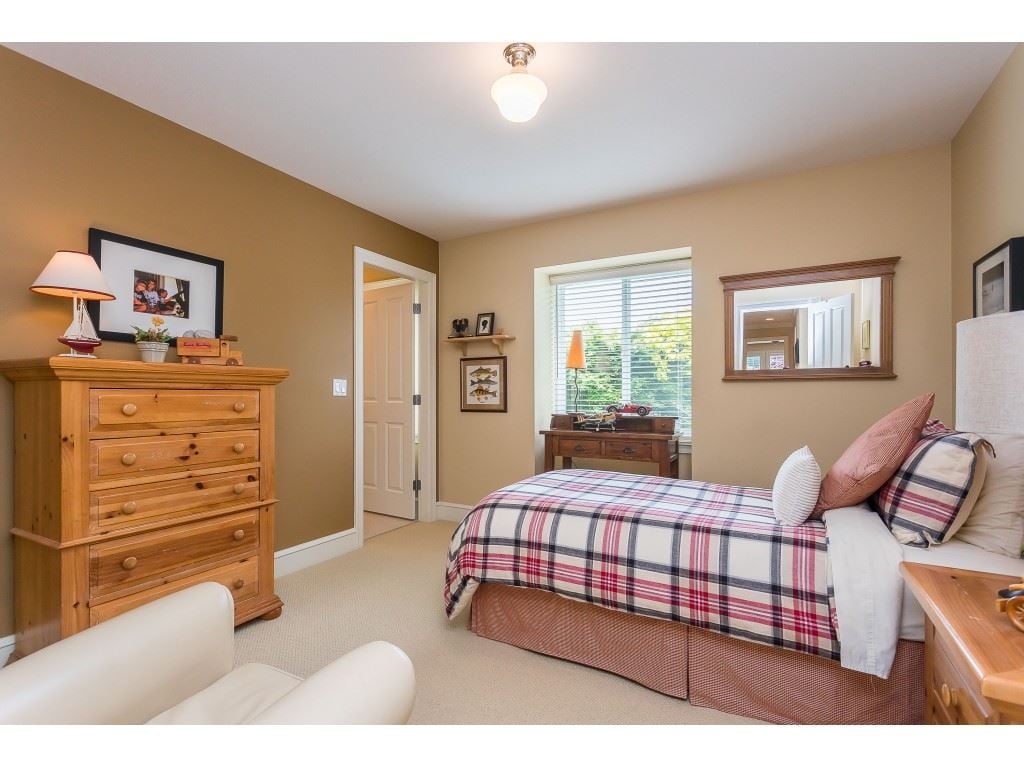 2271 Chantrell Park Dr