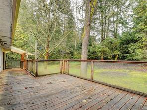 1115 Rolmar Cres
