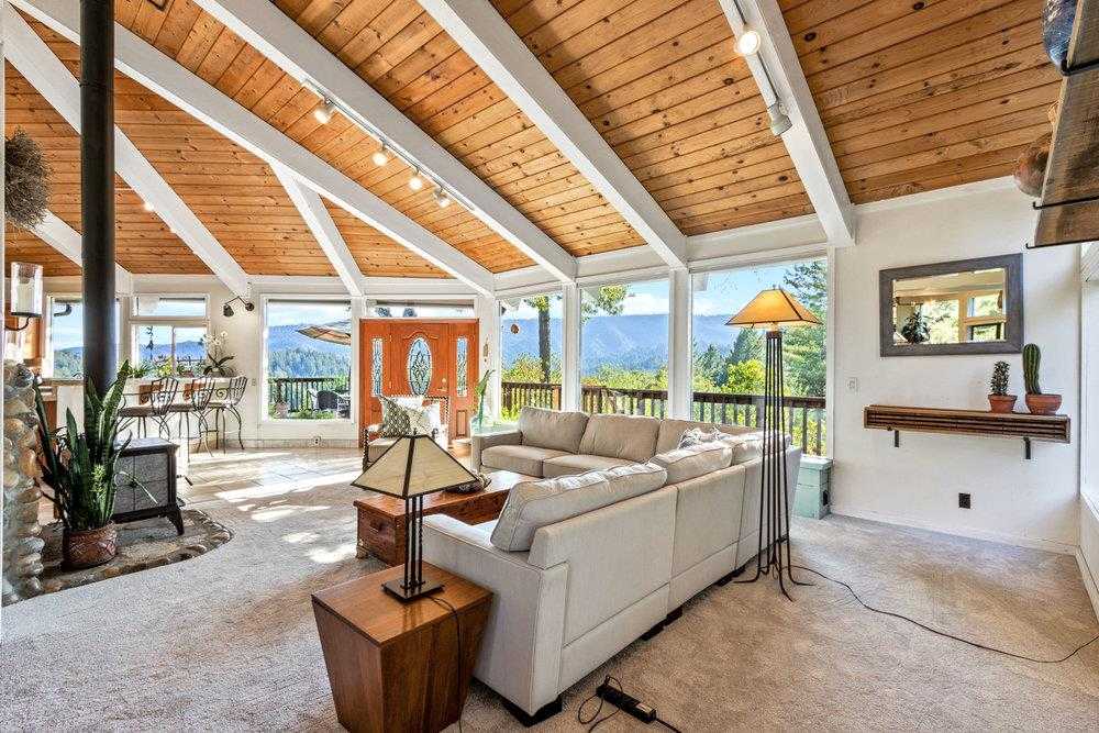 610 Mitchell Dr