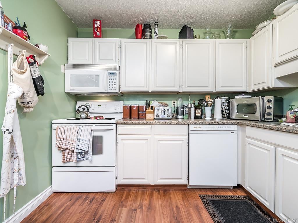 311-1419 Stadacona Ave