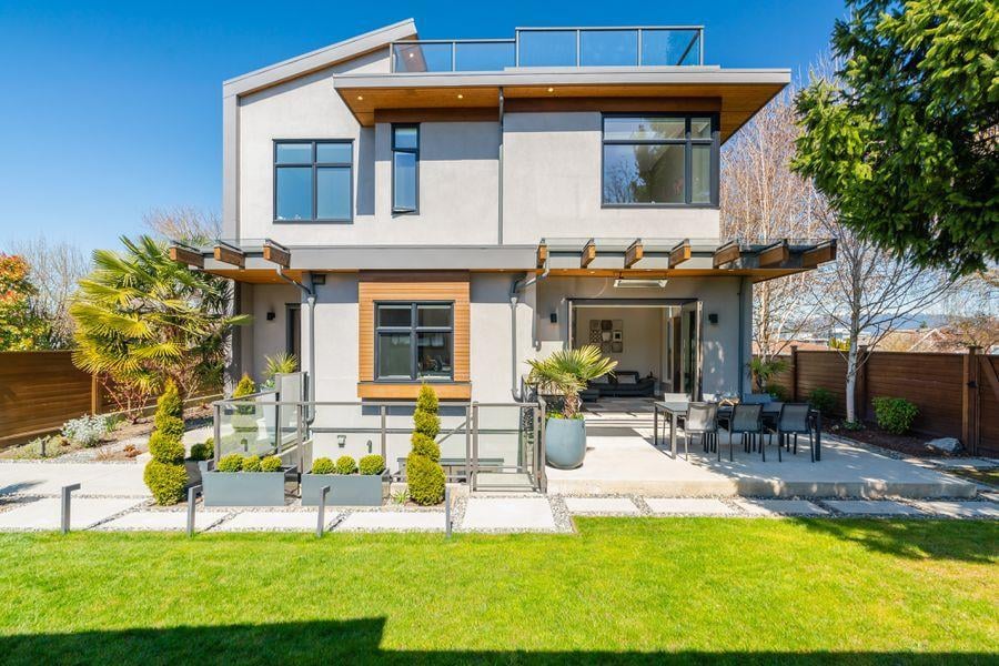 606 W 27th Ave