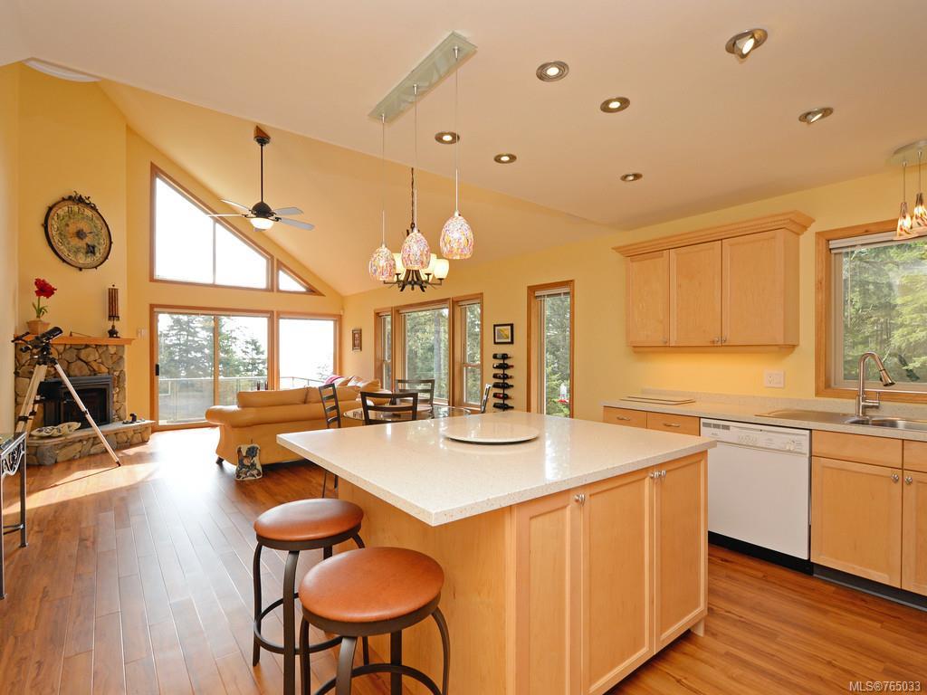 719 Cains Way, Sooke