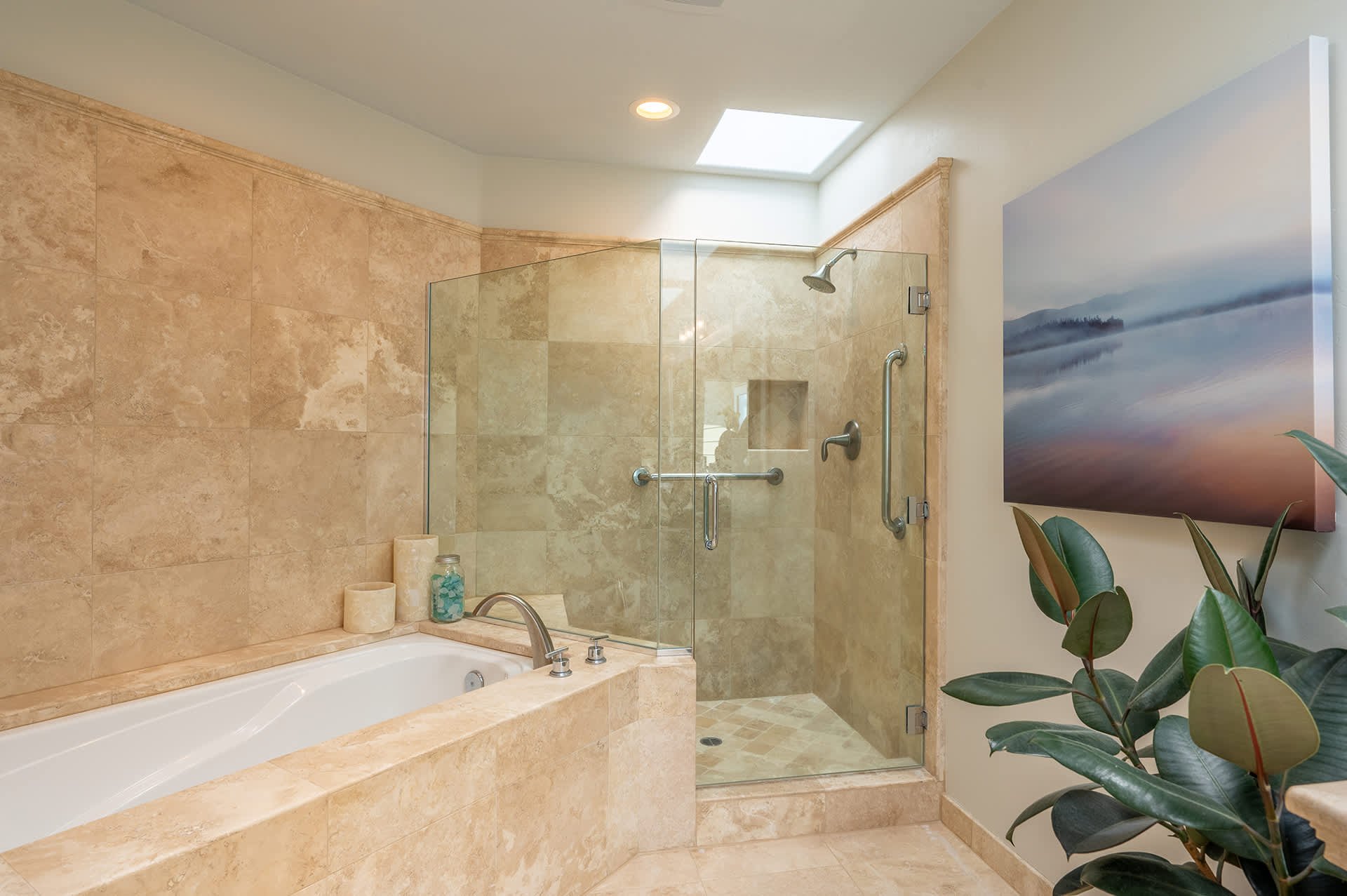 Sweeping Ocean Views - 24916 Lincoln Street