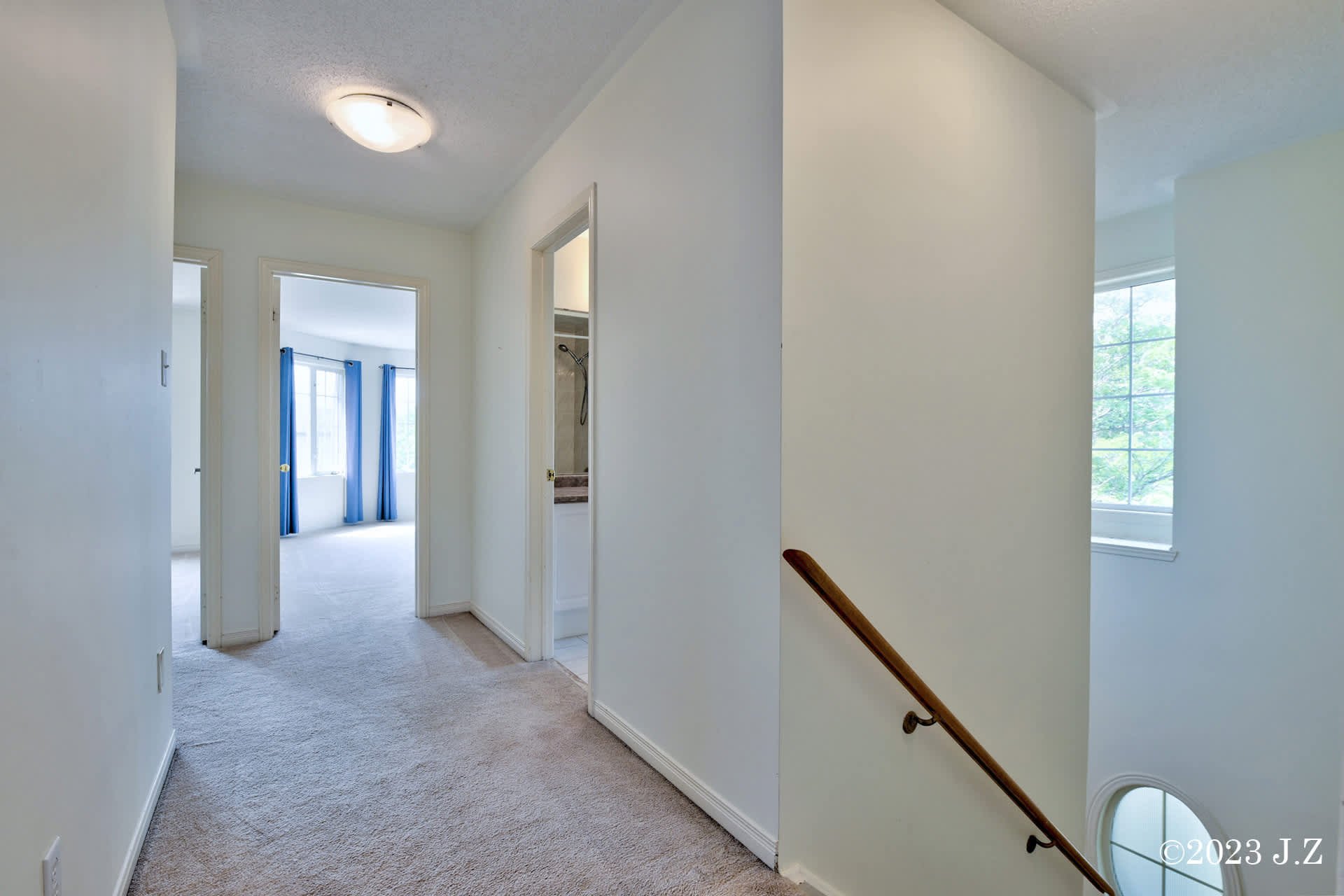 2 Waterton Cres
