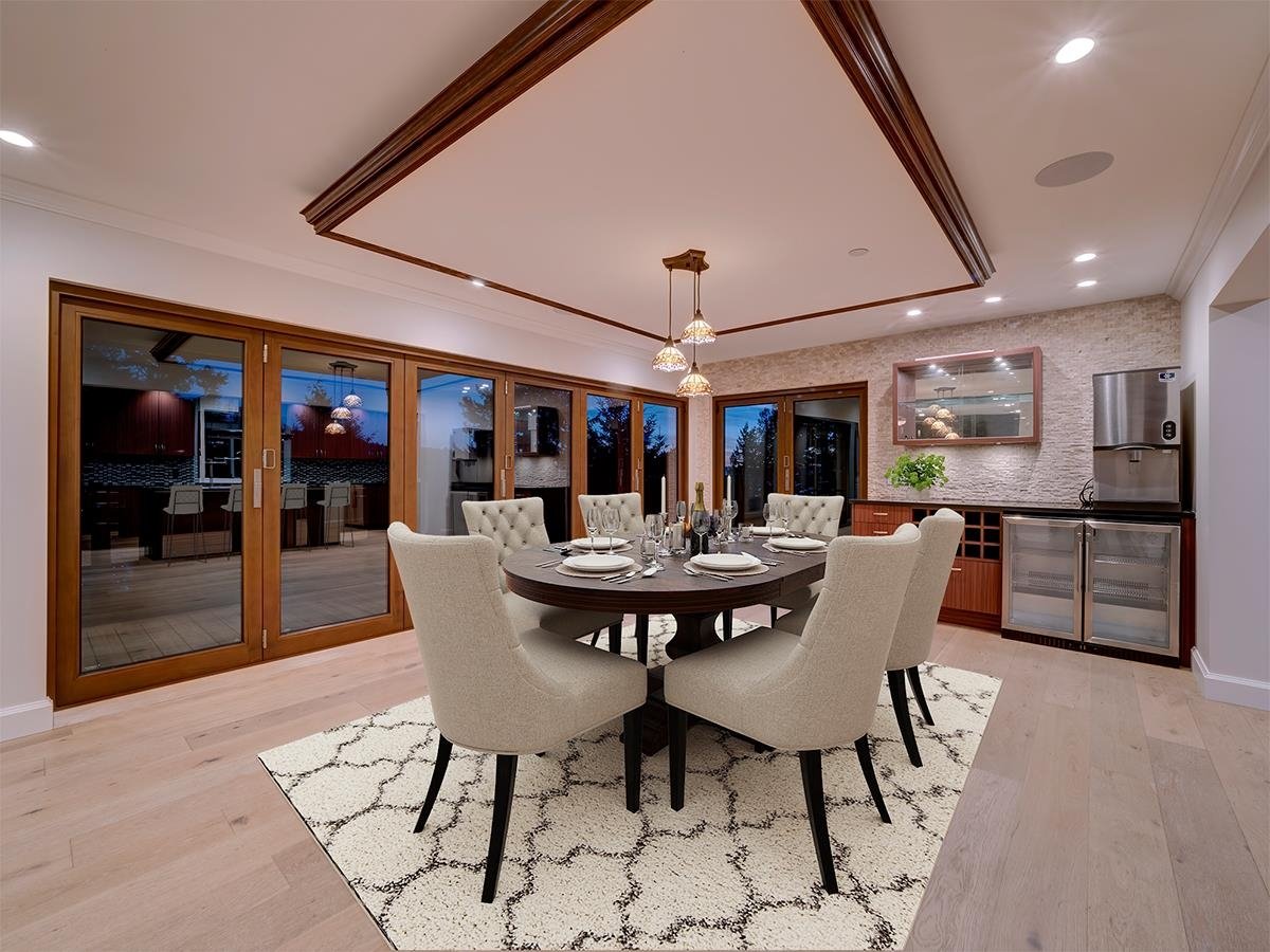 5851 Marine Dr