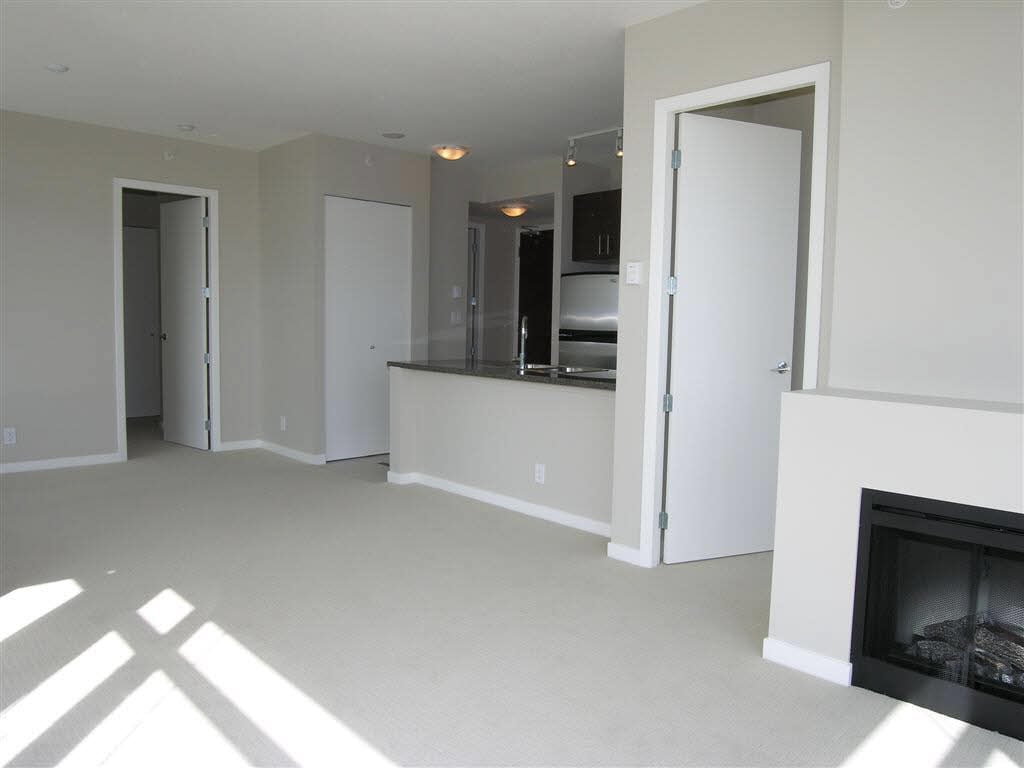 903-2355 Madison Ave