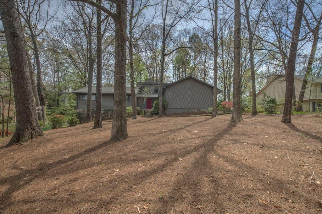 325 Elbe Dr