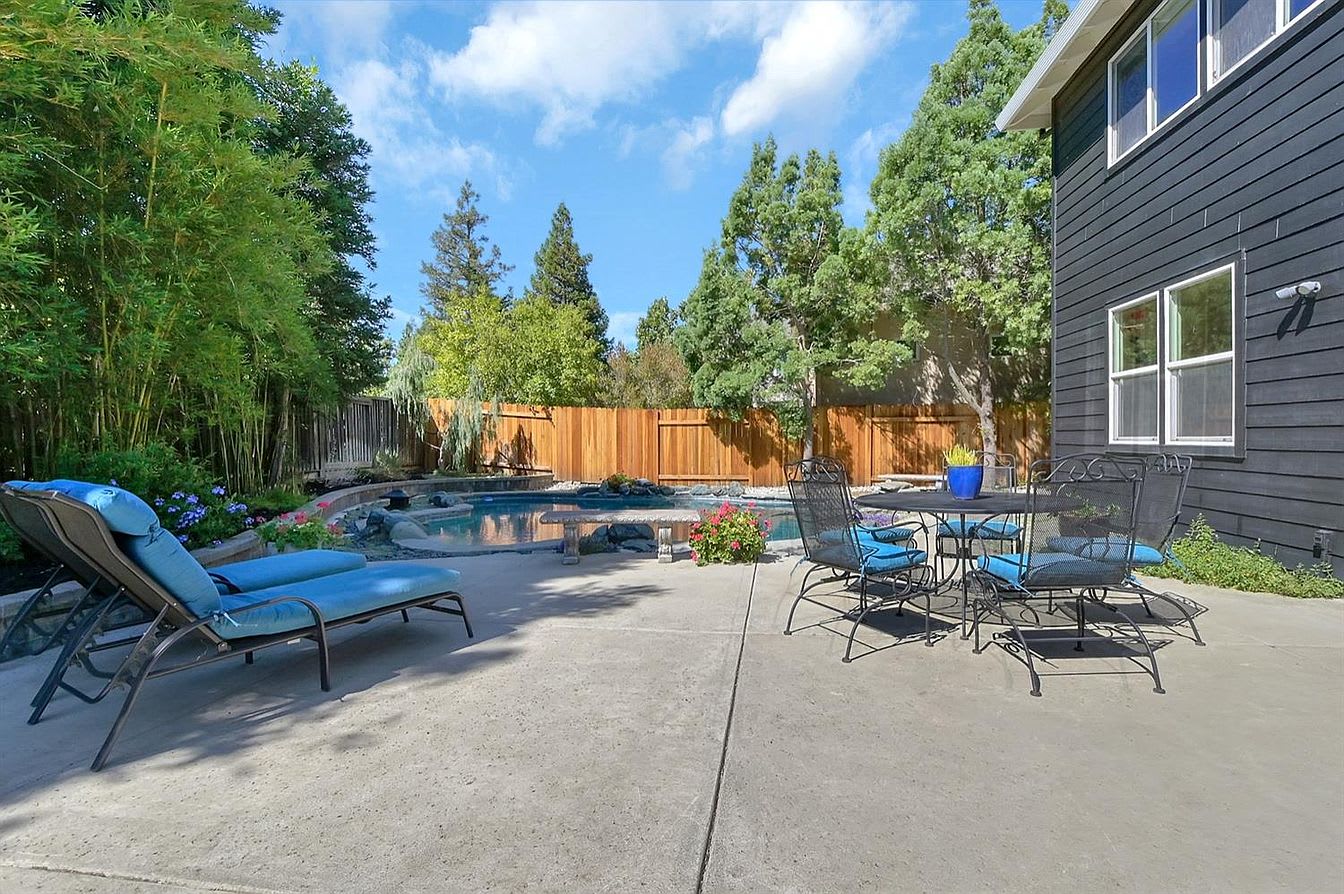 2708 Rockwell Drive