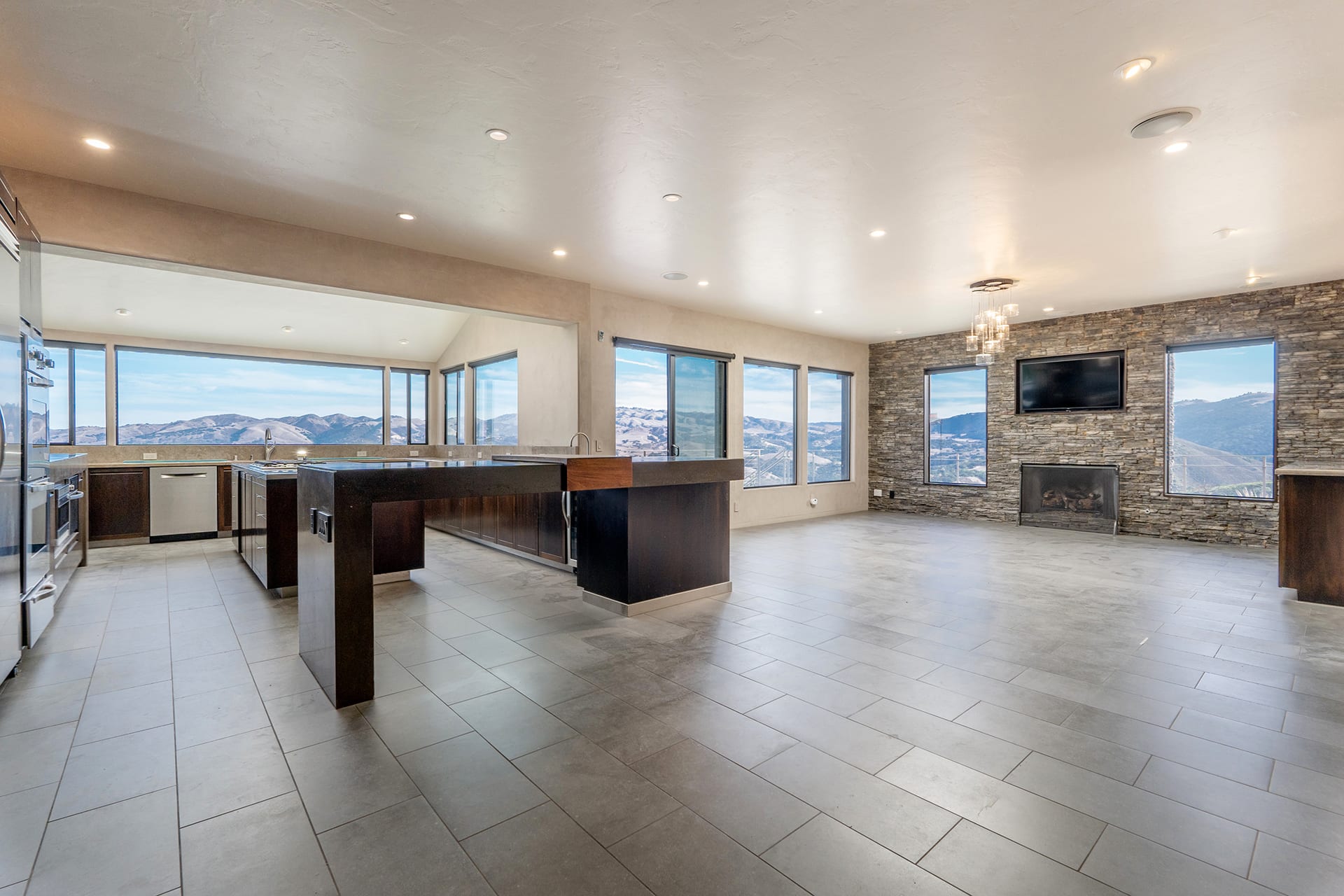 Modern Carmel Valley Luxury Rental