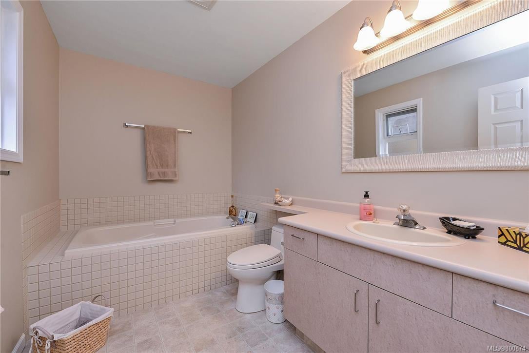 302-456 Linden Ave