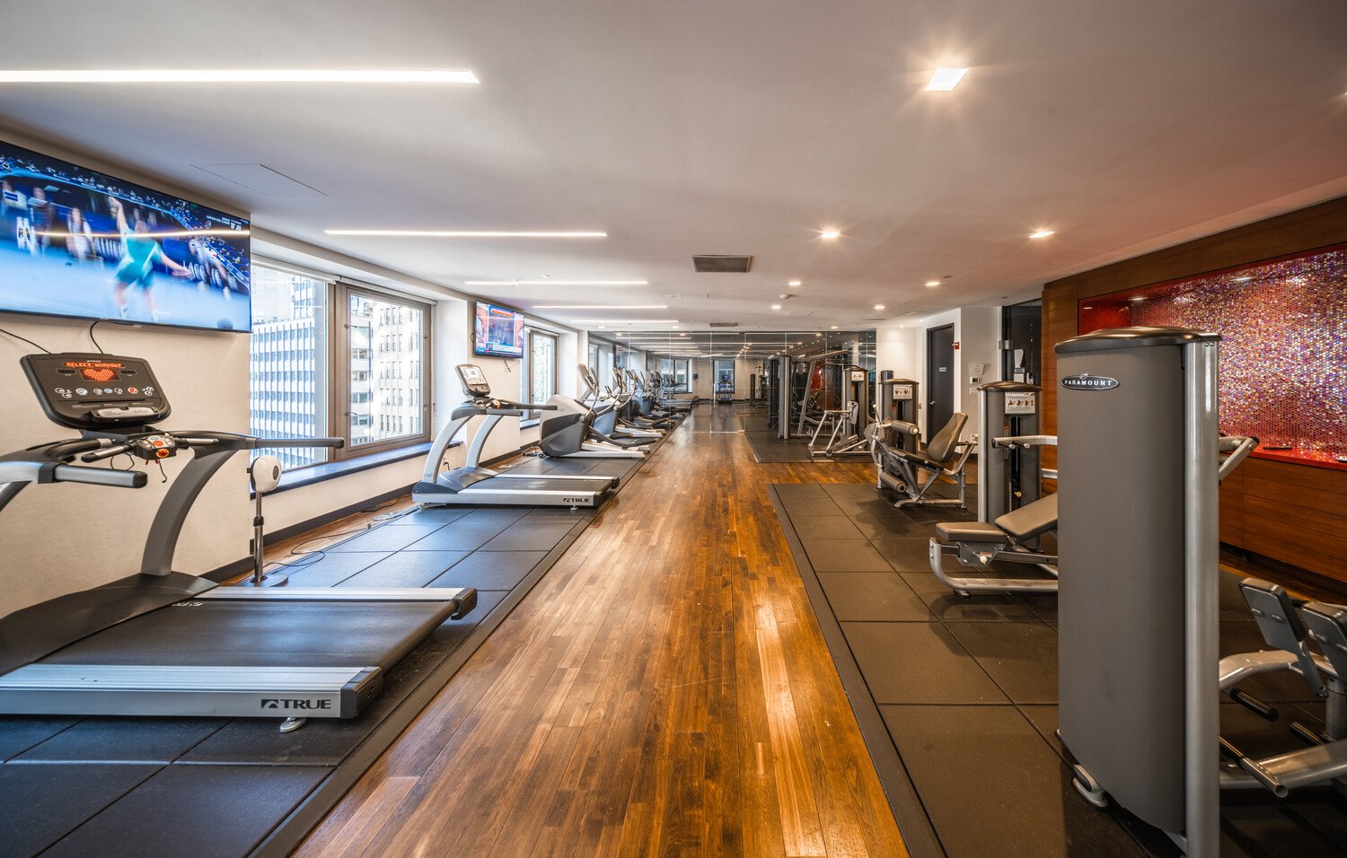 75 Wall Street, Apt 33Q