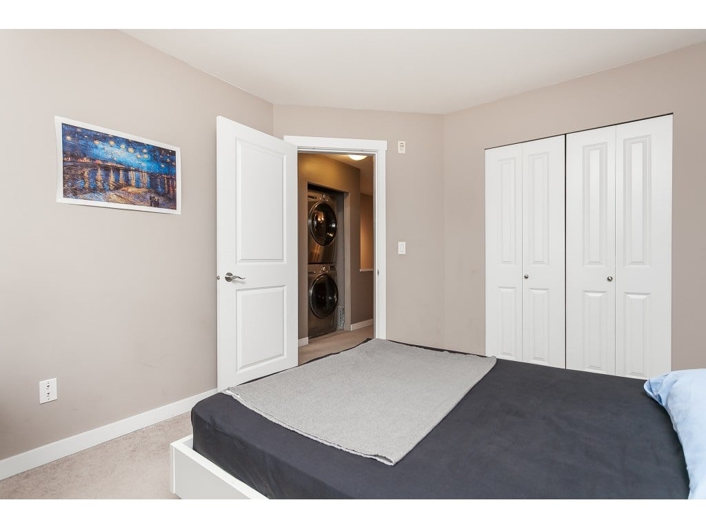 101-12040 68 Ave