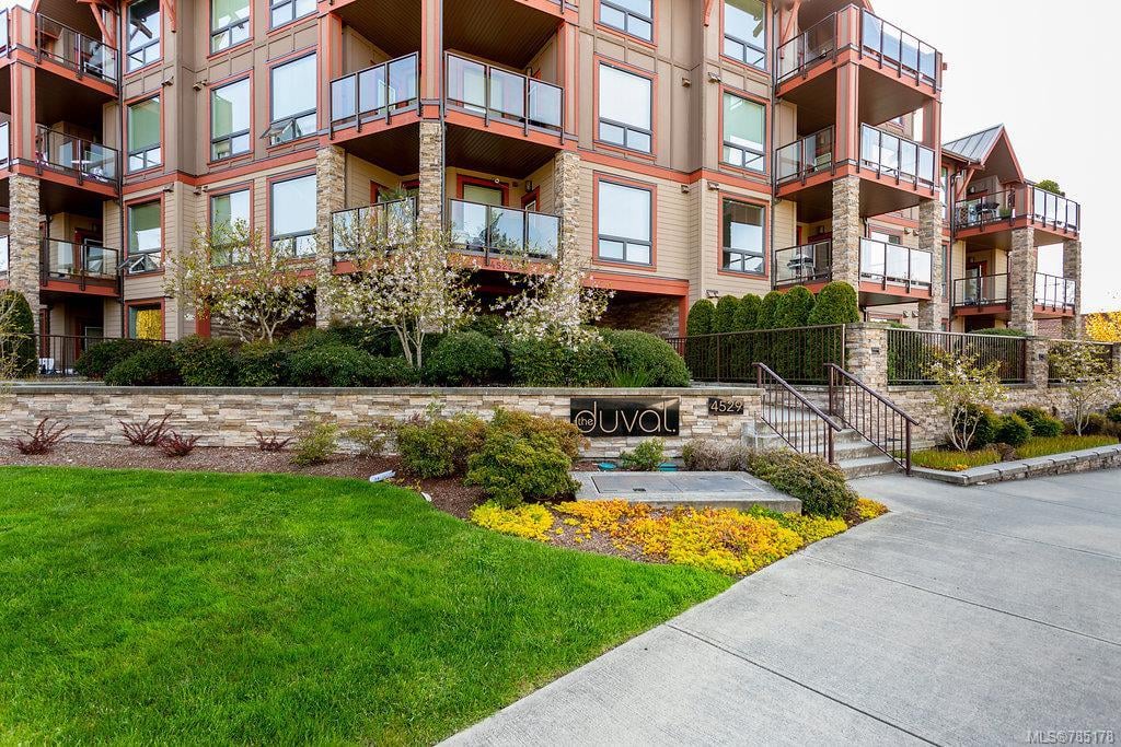 305-4529 West Saanich Rd