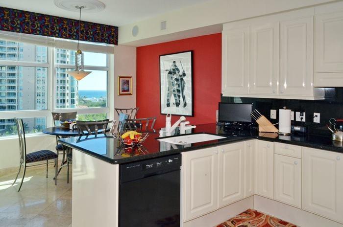 3720 S Ocean Blvd S #907