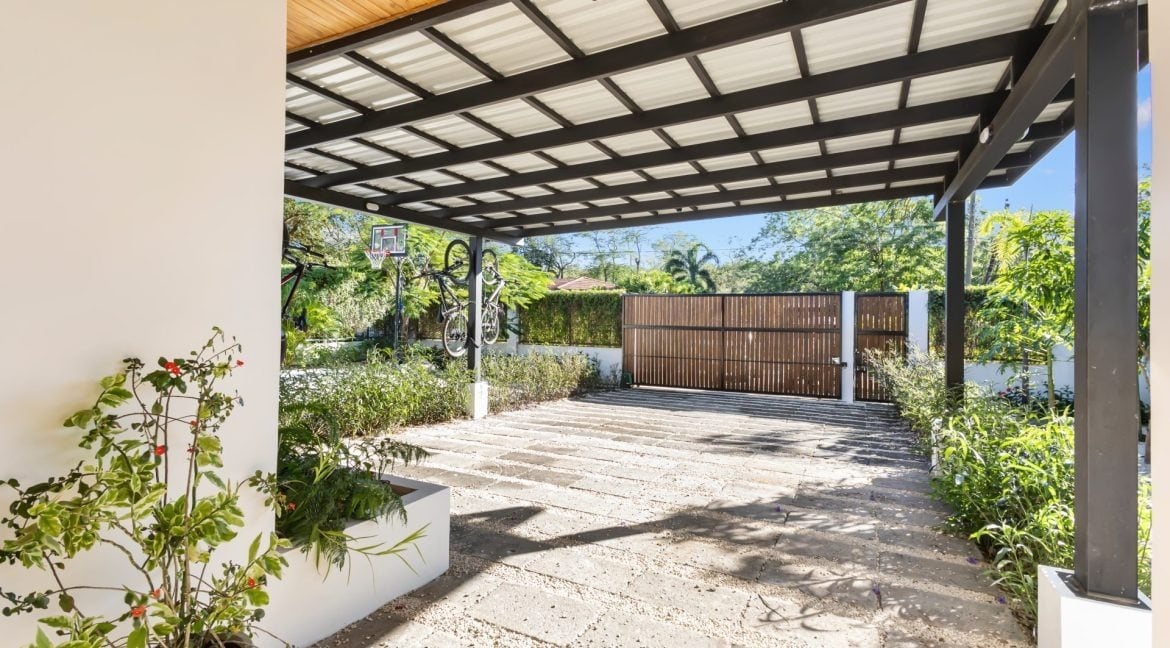Solar Home With Guest Casitas, Tamarindo, Guanacaste