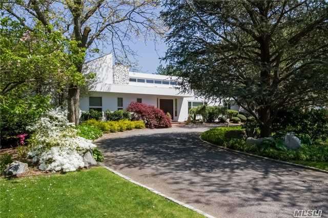 41 Yukon Dr, Woodbury