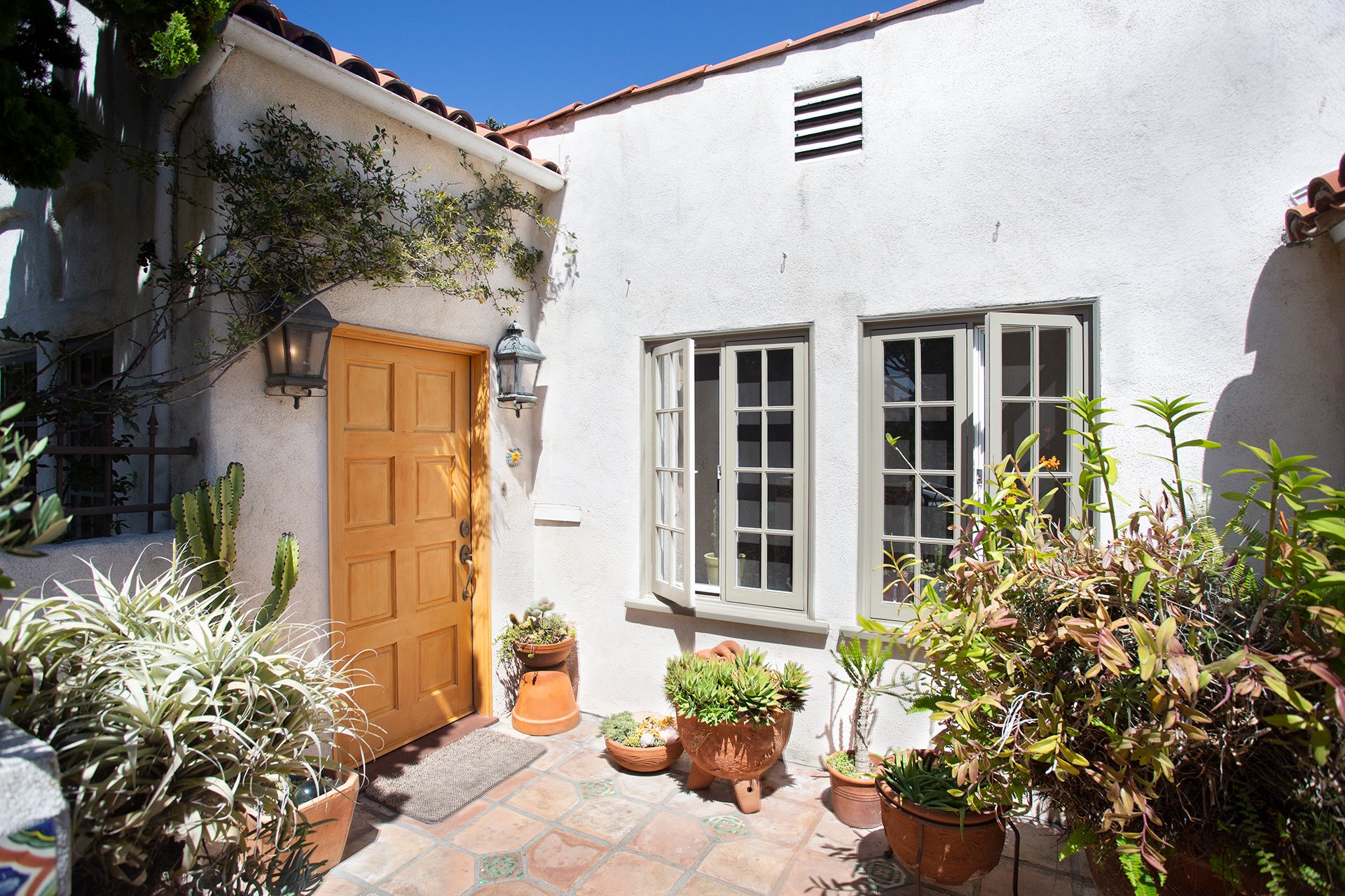 2245 Cloverfield Blvd, Sunset Park