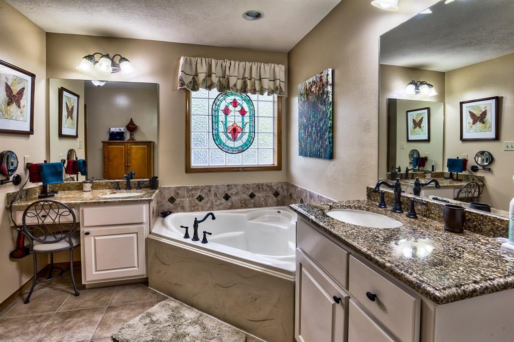 610 Post Oak Road Bellville, Tx 77418