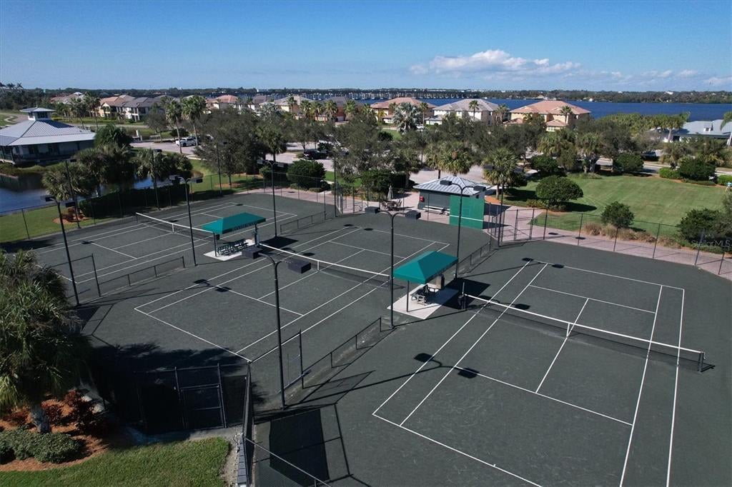 5211 Lake Overlook Ave, Bradenton, FL 34208